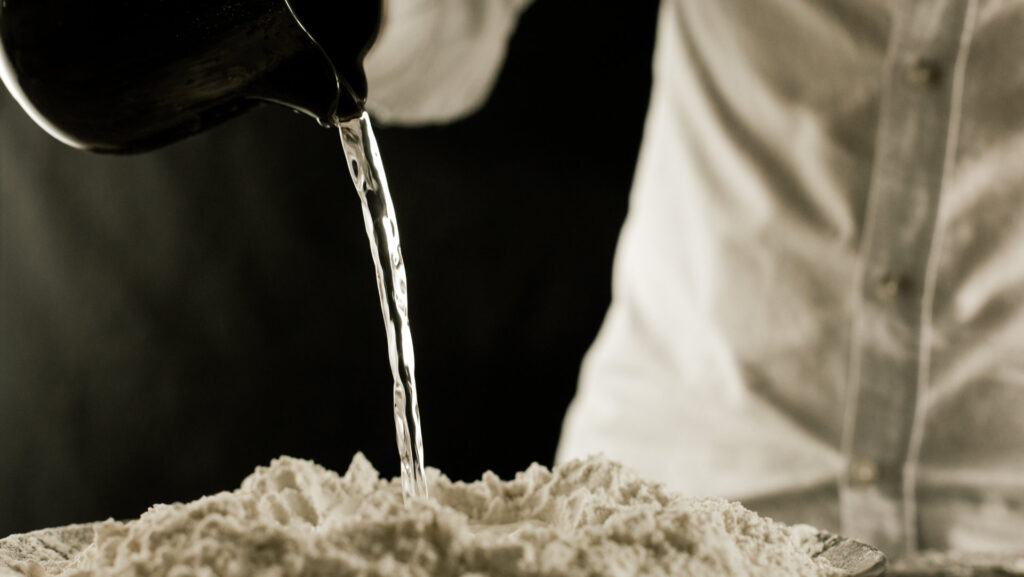 el-agua-el-ingrediente-invisible-del-pan-artesano-1920.jpg
